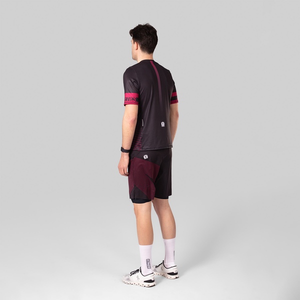 LAYERED HARDLOOPSHORT